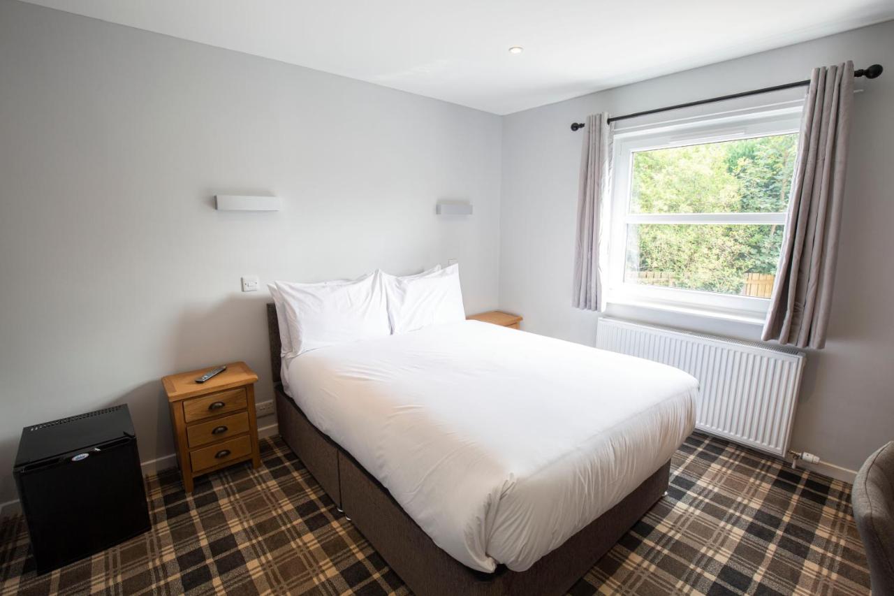 Hotel Crown Court 3*