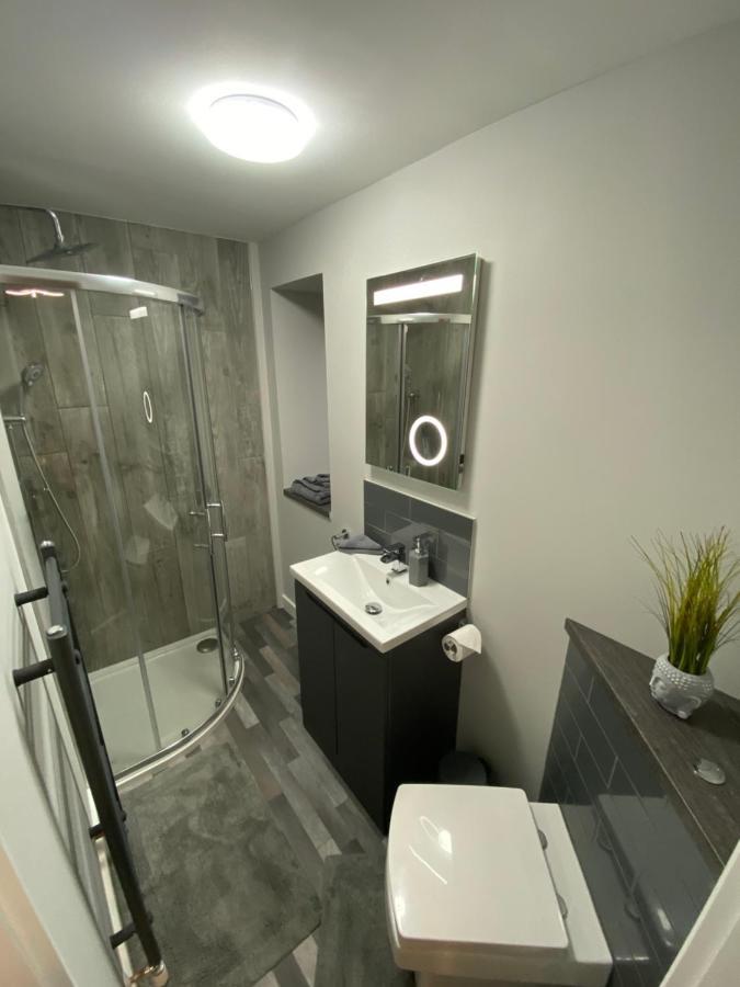 Shore Street Guest house *