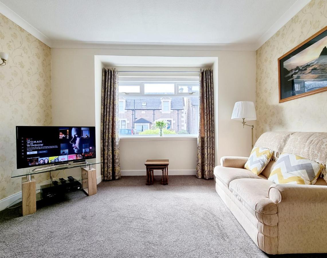 Three Bed In *