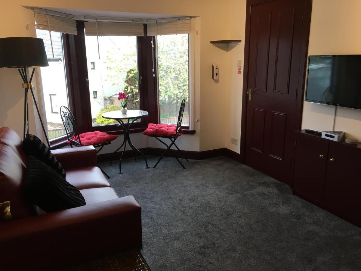 Modern 1 Bedroom Apartment