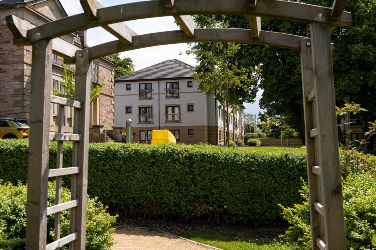 Inverness City Suites Inverness