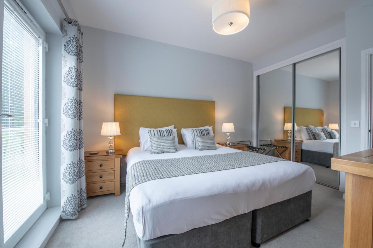 Inverness City Suites Apartment *