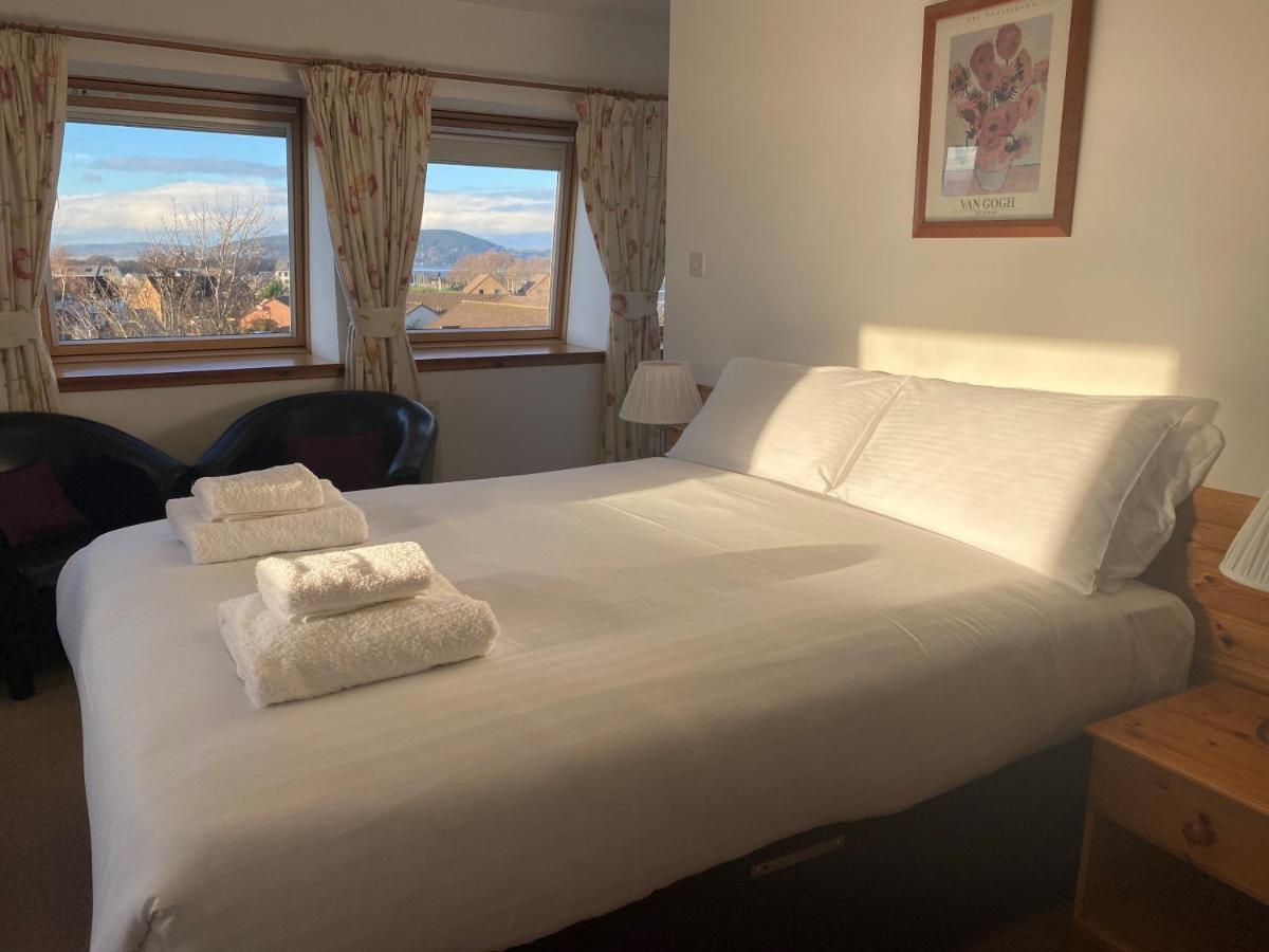 Smithton Hotel