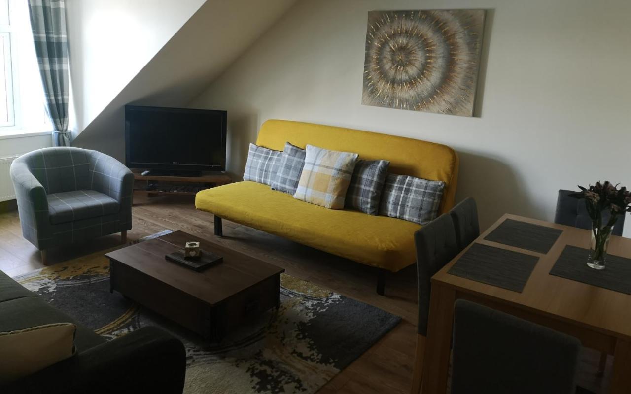 Attic Floor Apartment, Centre