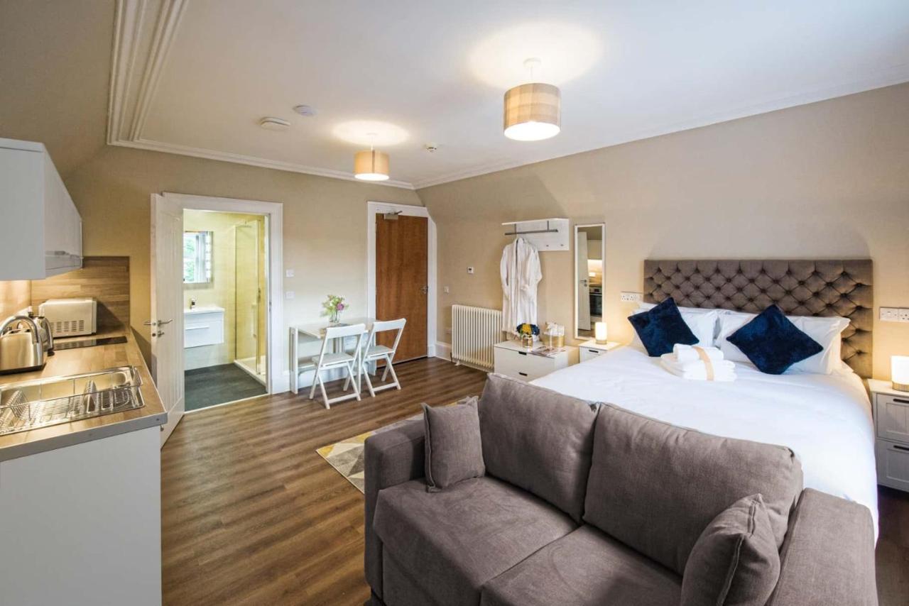 Rosedene Highland House Apartments, *