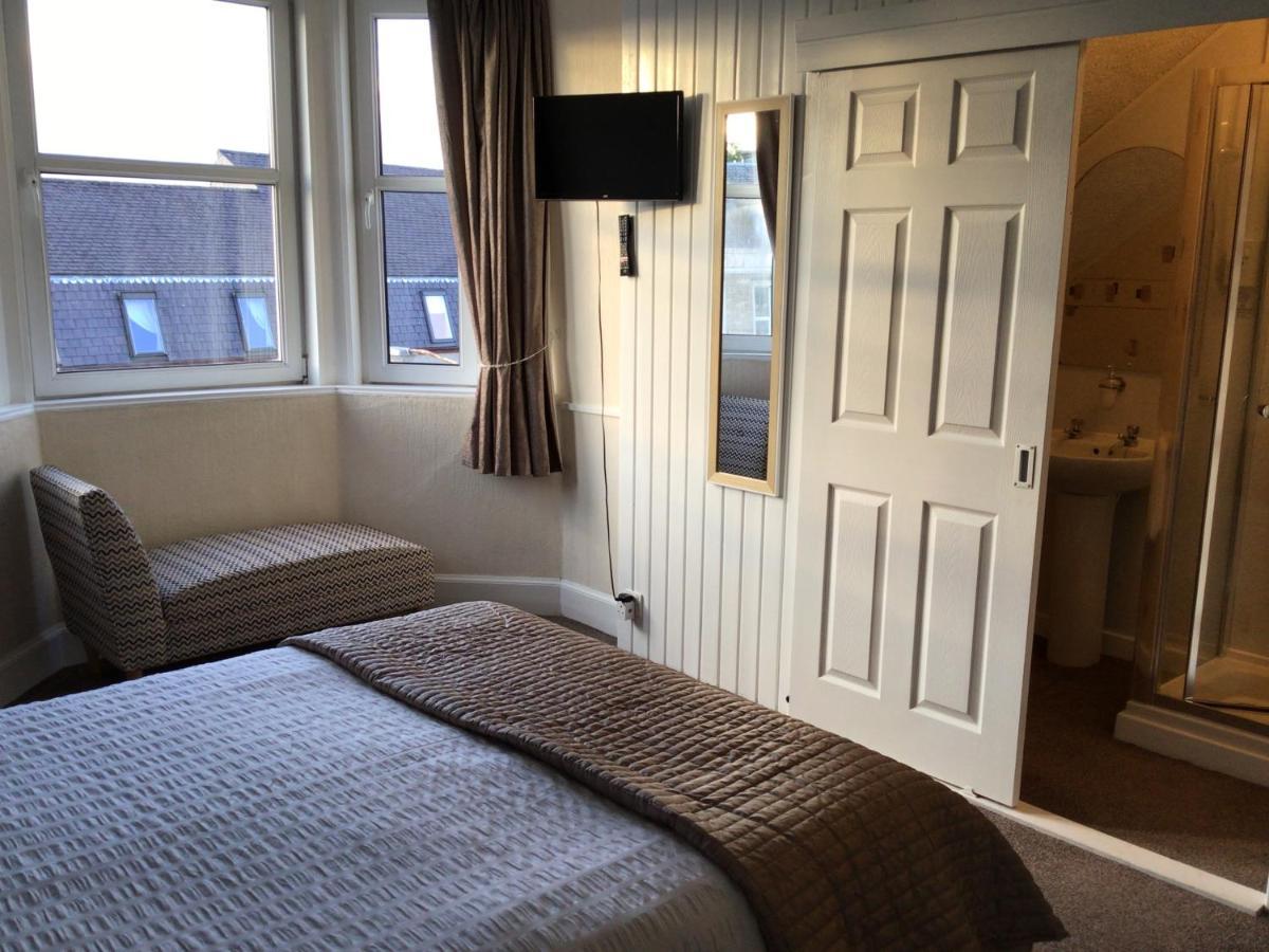Parkhill Guest house 3*