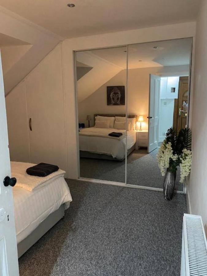 Apartment 63a Innes St