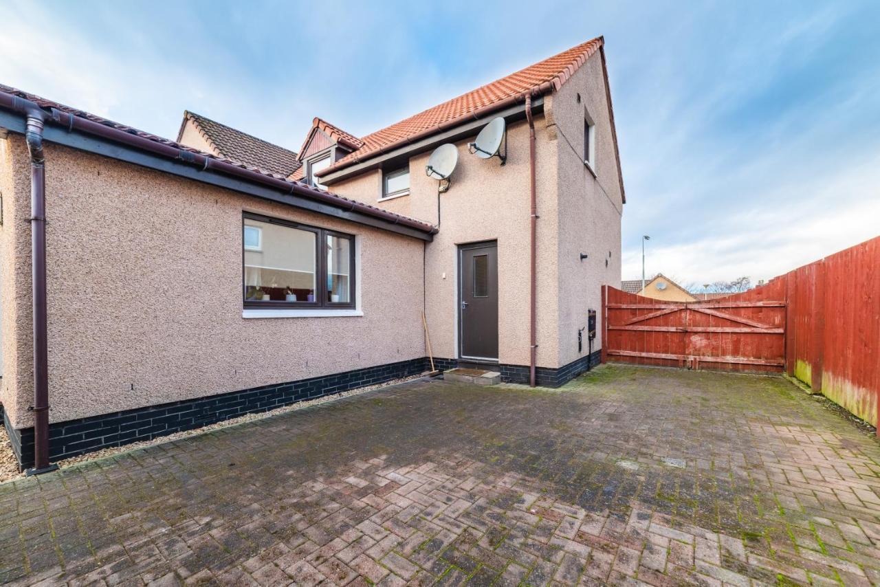 , Cosy House In