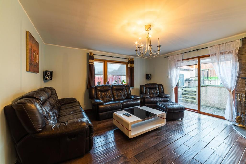 , Cosy House In *