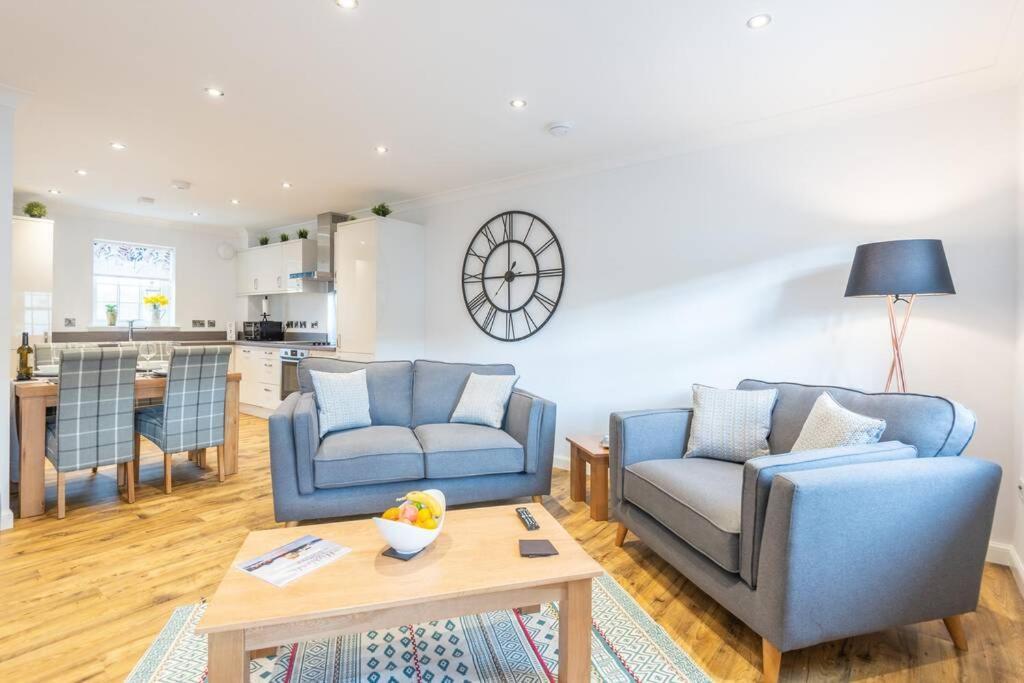 Stylish & Modern * Inverness