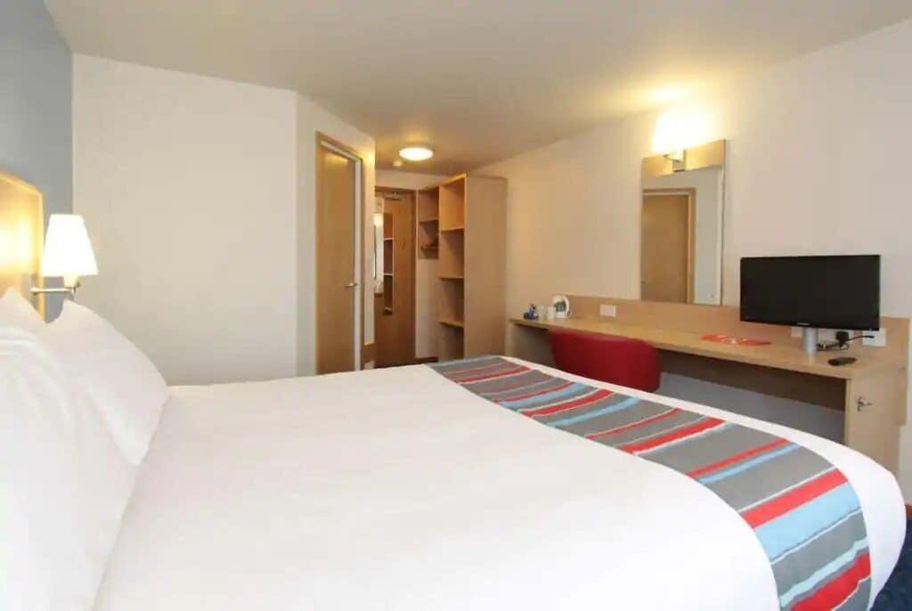 Travelodge Fairways Hotel 3*
