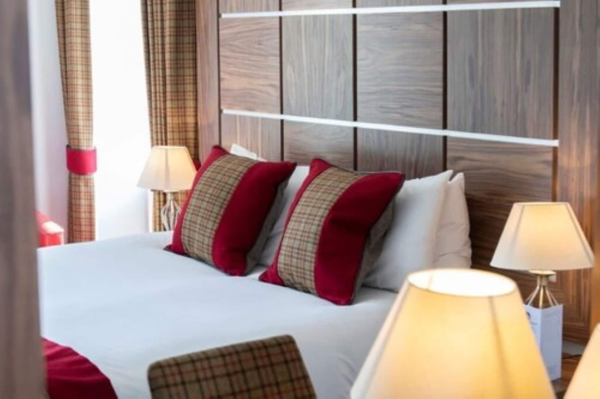 The Glenmoriston Townhouse Hotel 4*
