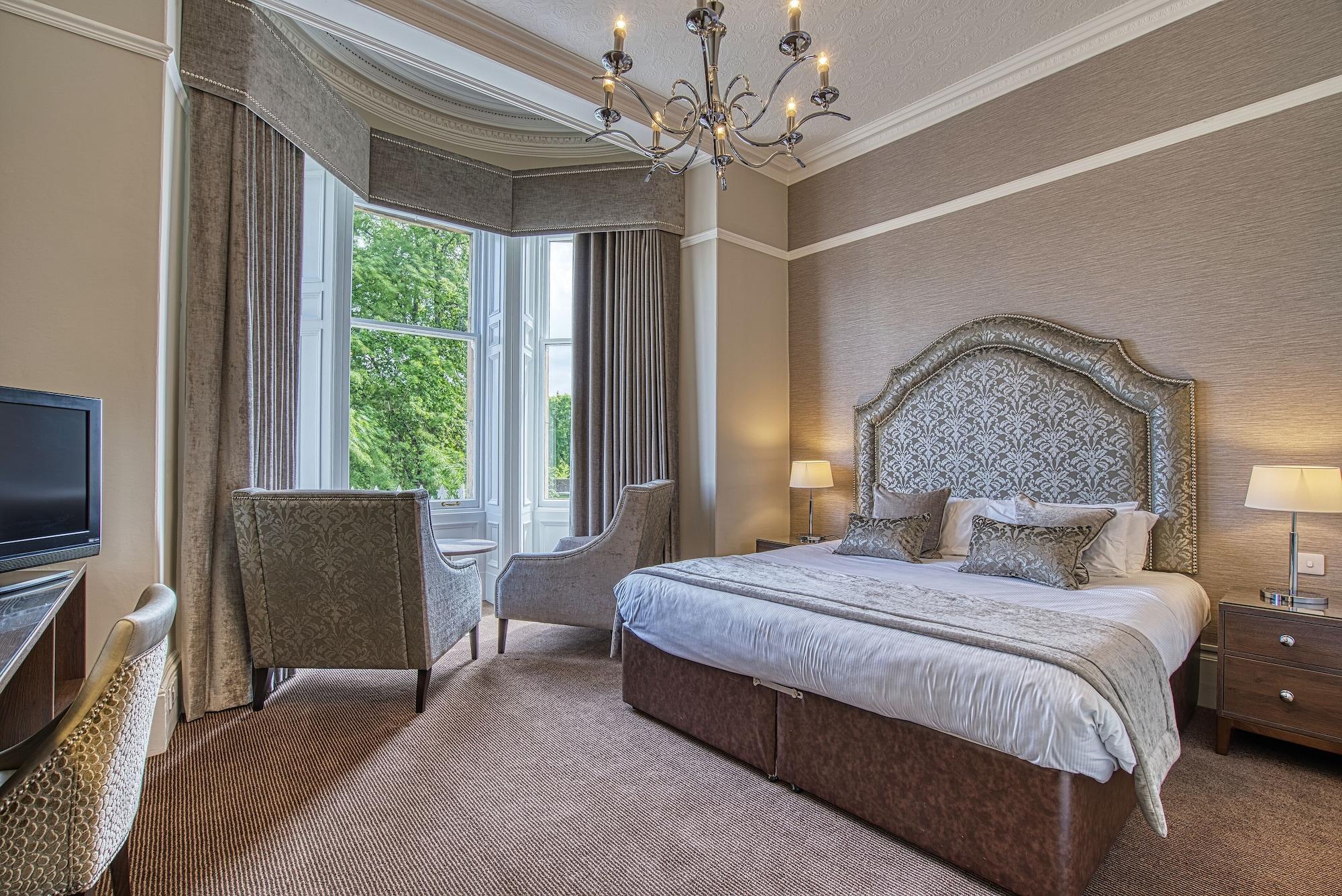 Western Palace & 4* Inverness