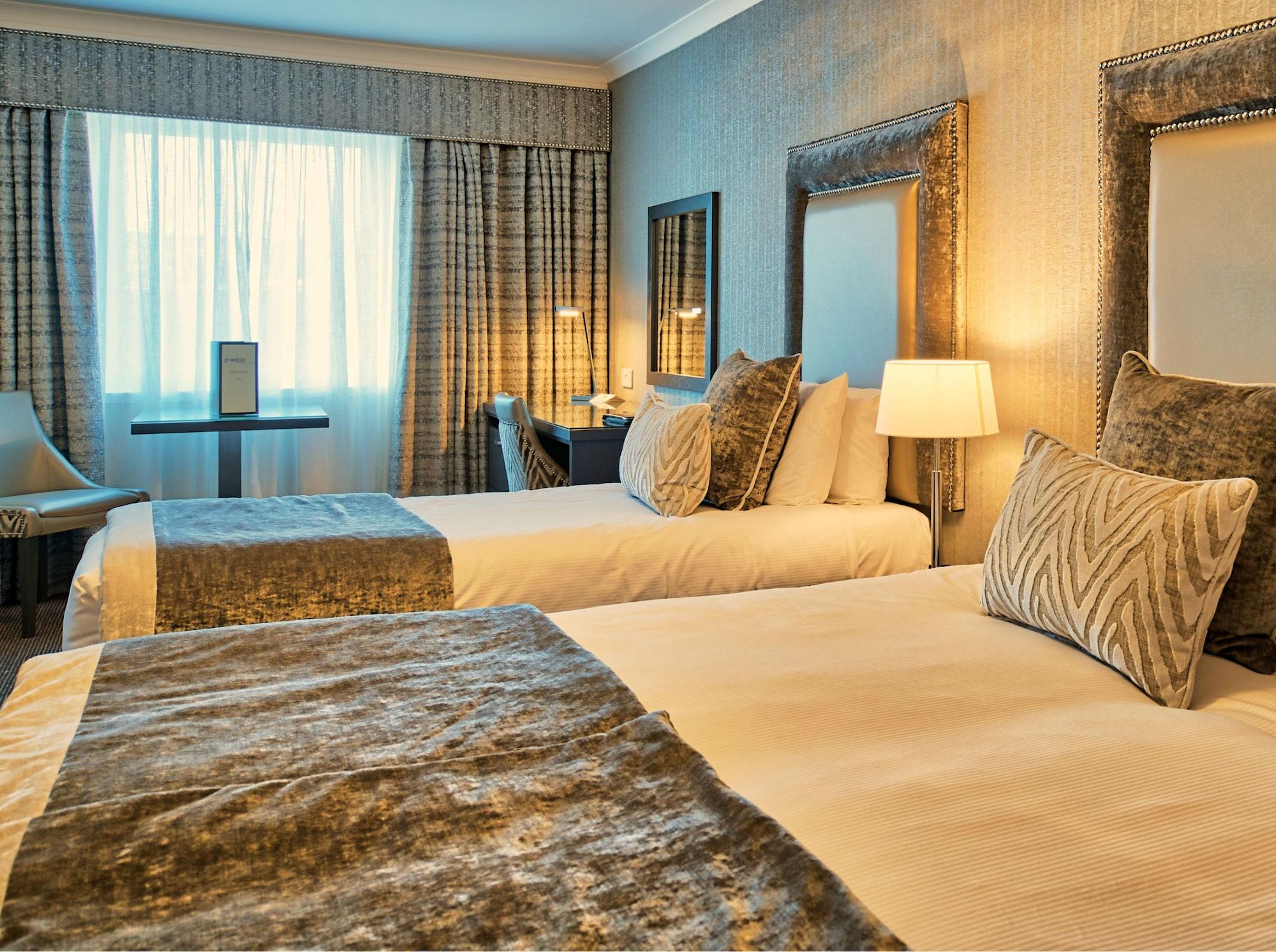 Western Palace & 4* Inverness