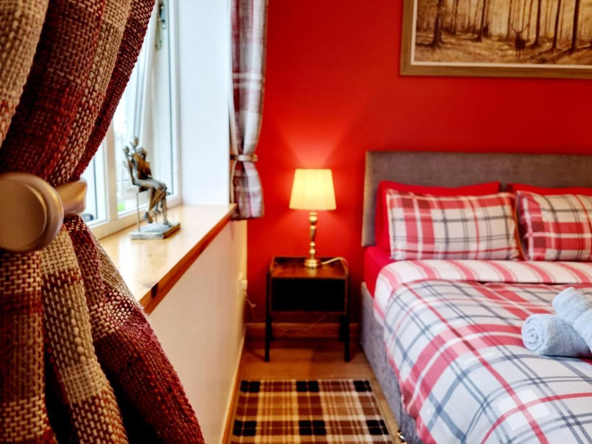 Hill View 2 Bedroom Free Parking * Inverness