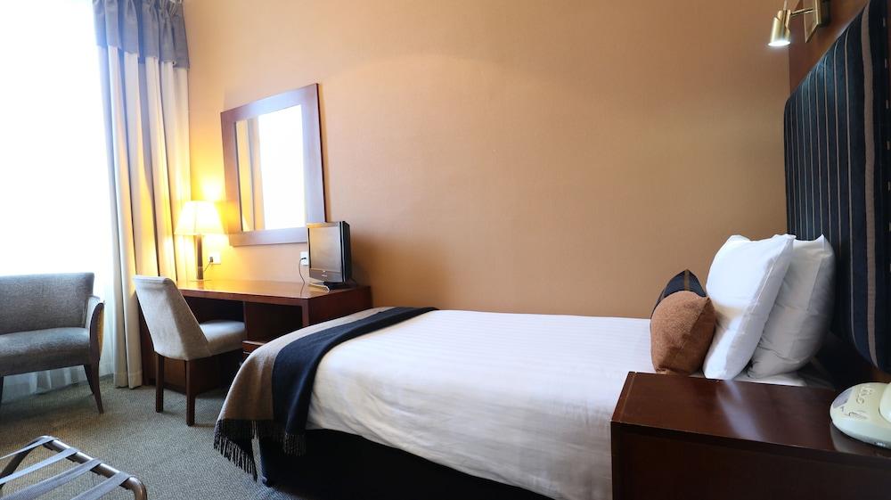 Columba By Compass Hospitality 3* Inverness