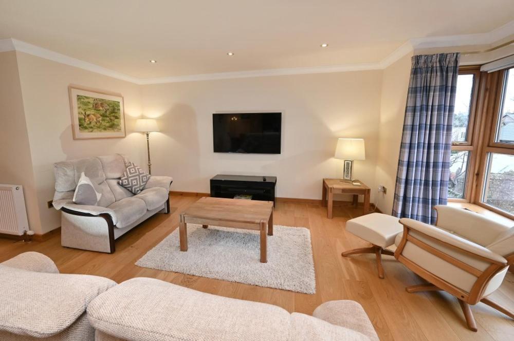 Apartment Inverness City Apartment