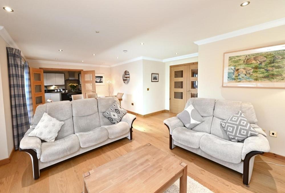 Inverness City Apartment Apartment *