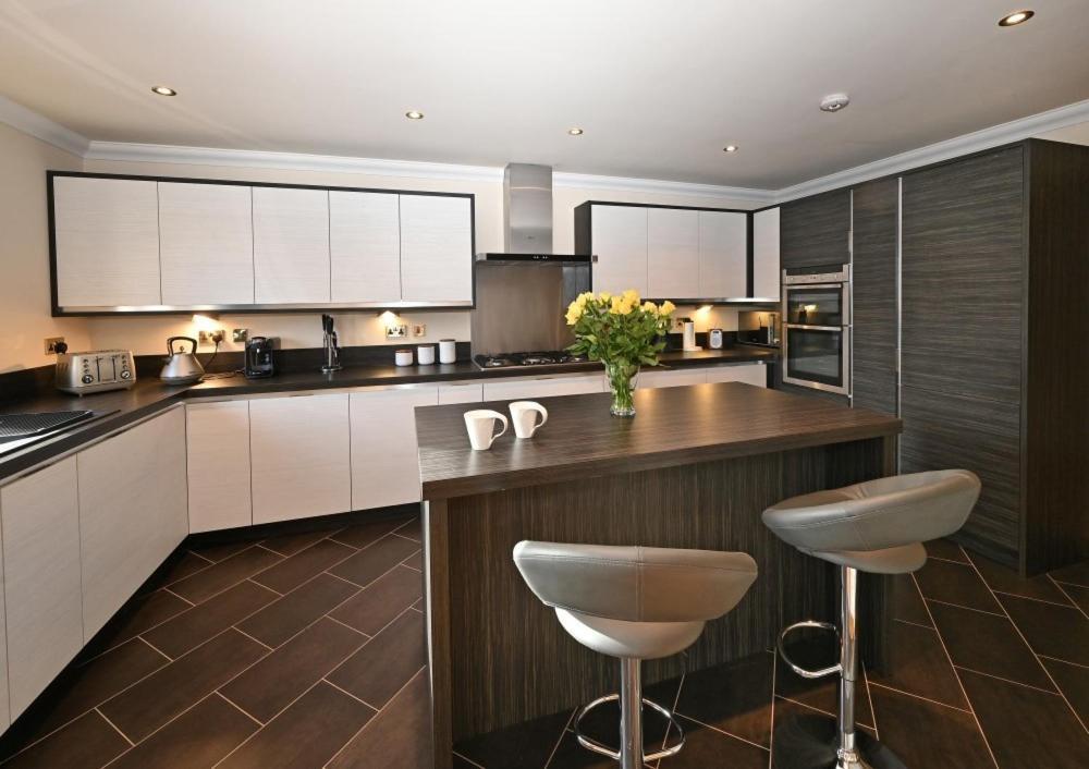 Inverness City Apartment *