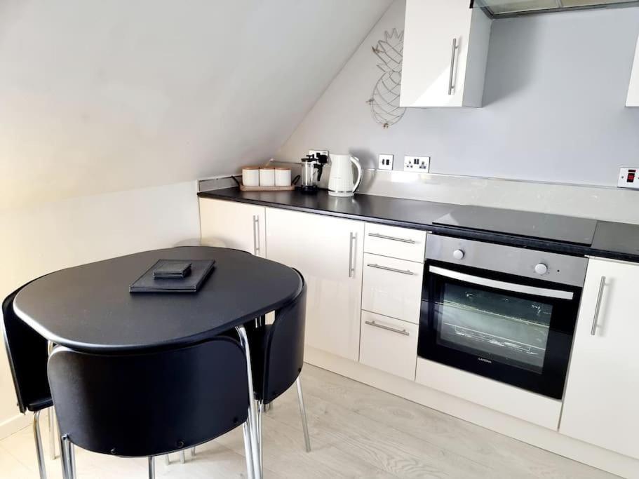 One Bed In The Heart Of * Inverness