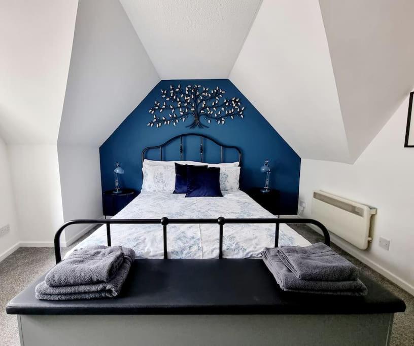 One Bed In The Heart Of Apartment *