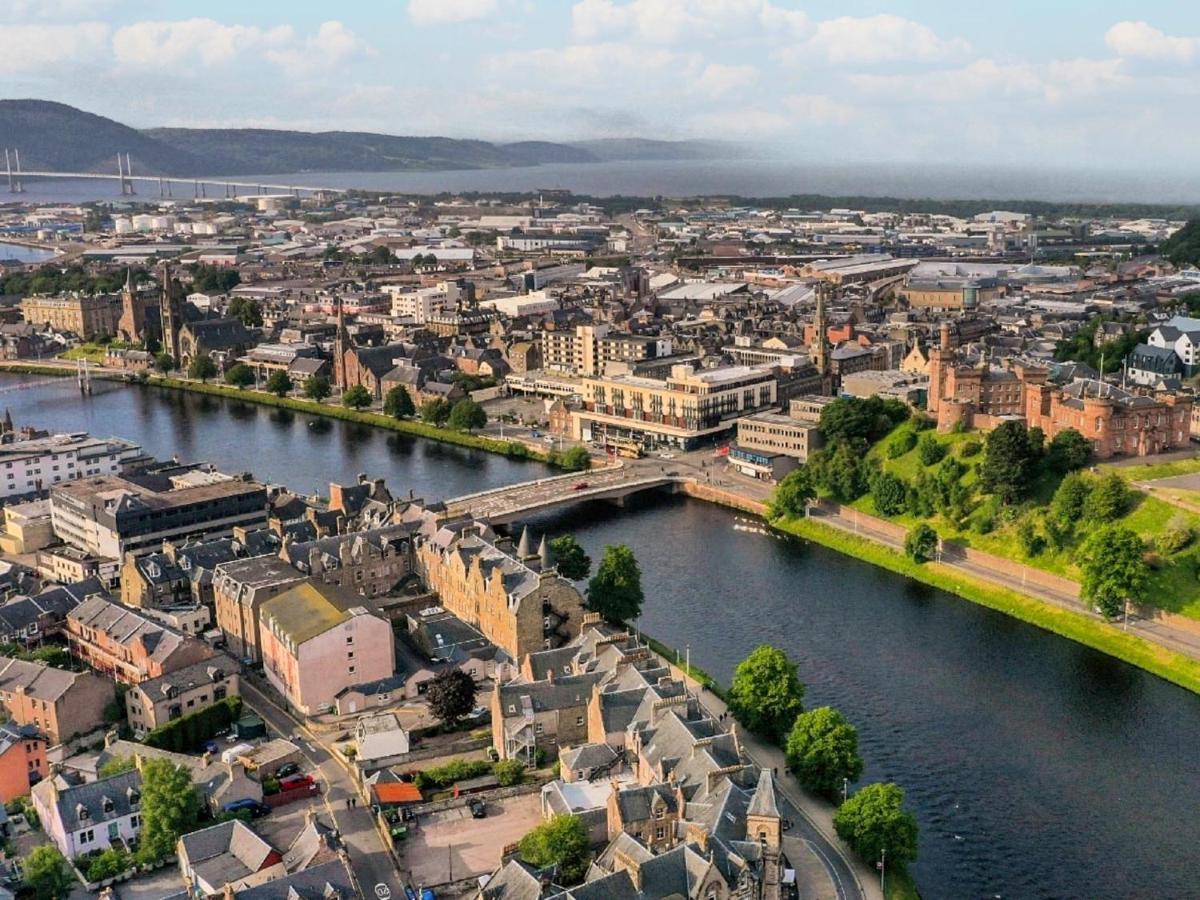 Old Edinburgh Court By Interhome * Inverness