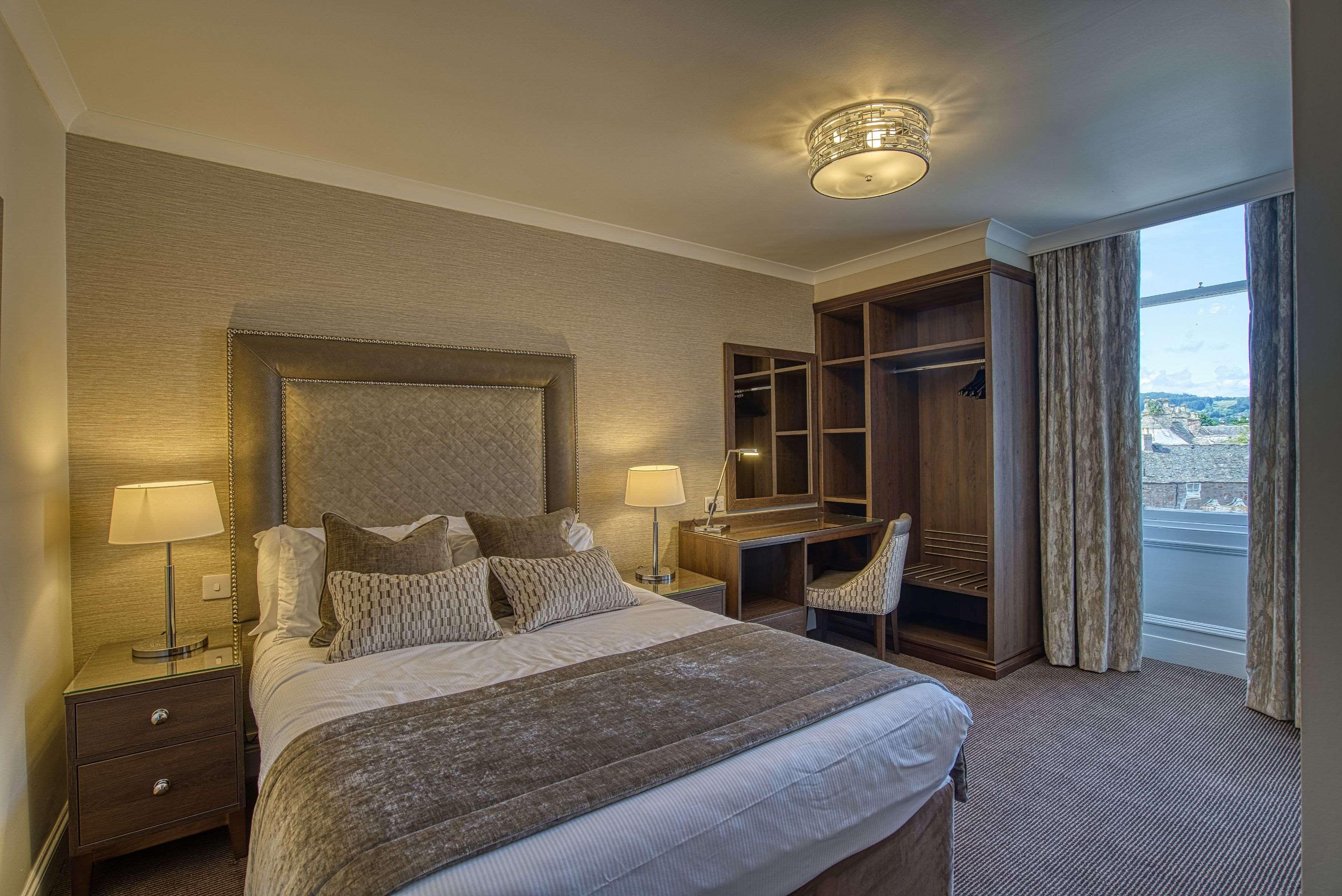 Western Palace & Hotel