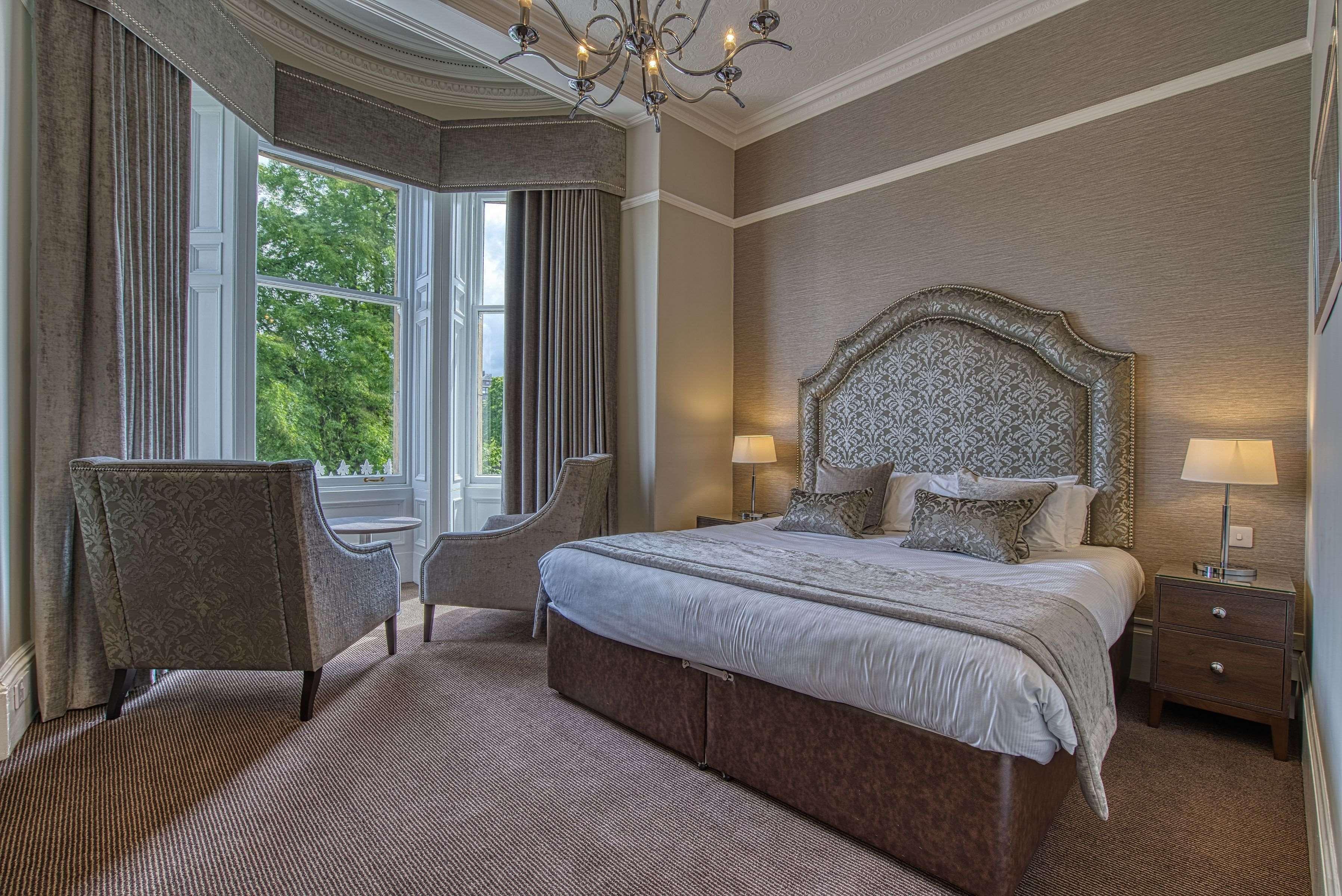 Western Palace & Inverness
