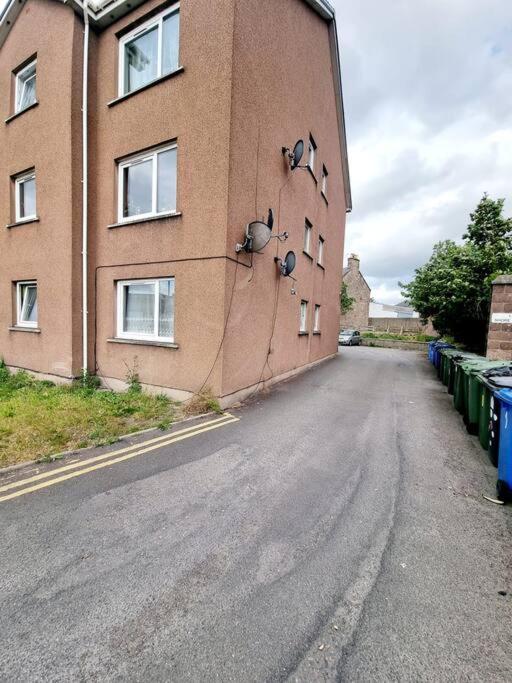 Two Bed With Free Parking In * Inverness