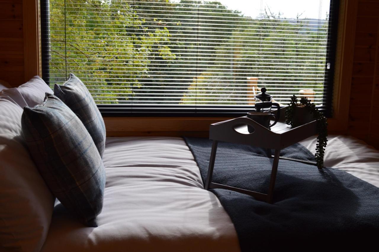 River Huts, Highland River Retreat With Hot Tub Inverness