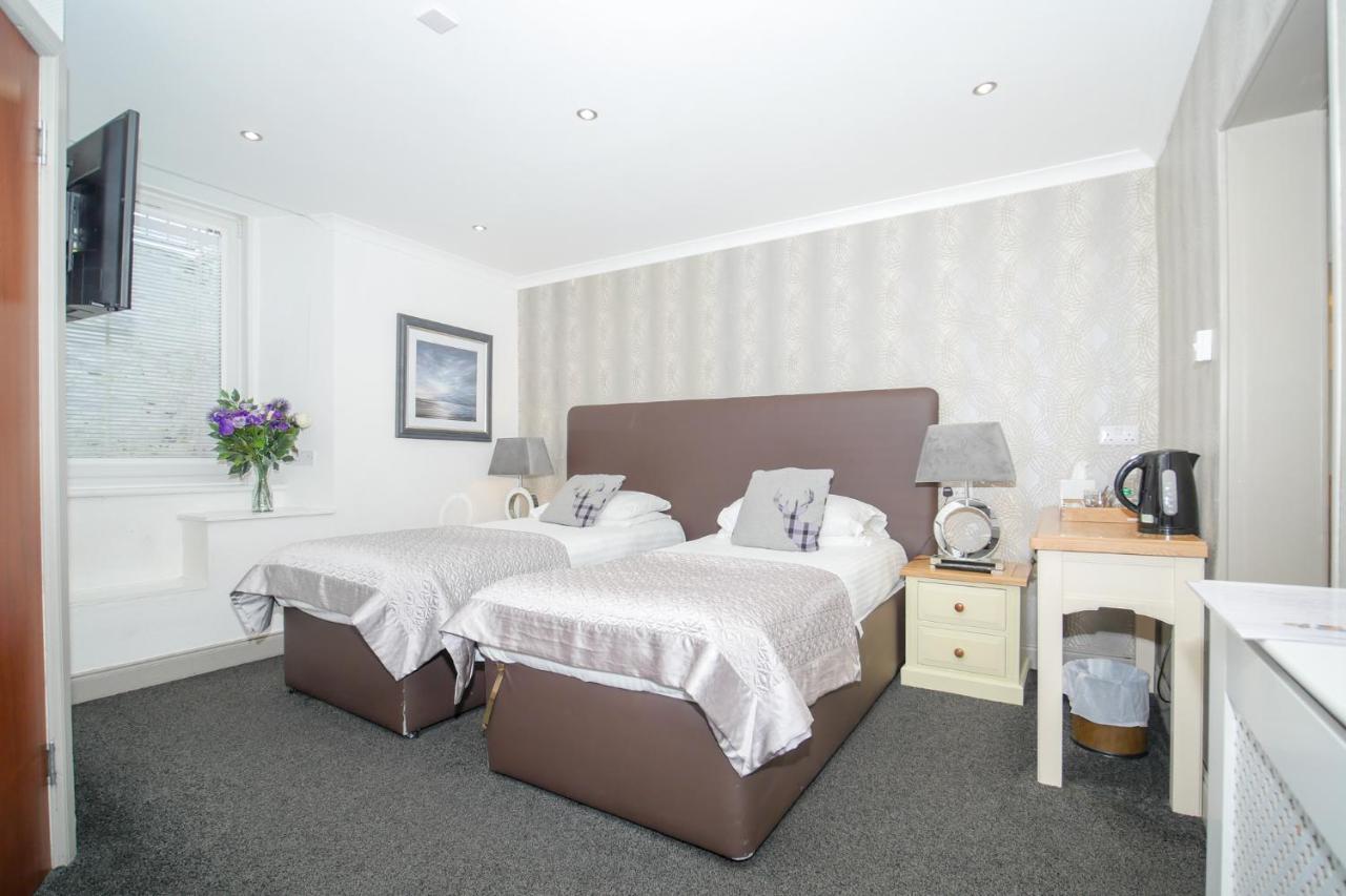 Redcliffe Hotel 3*