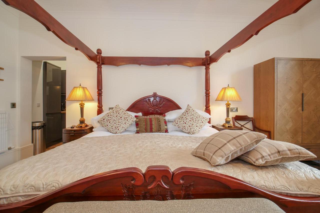 Redcliffe Hotel 3*