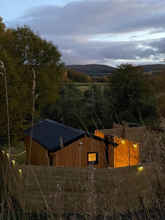 Campsite River Huts, Highland River Retreat With Hot Tub