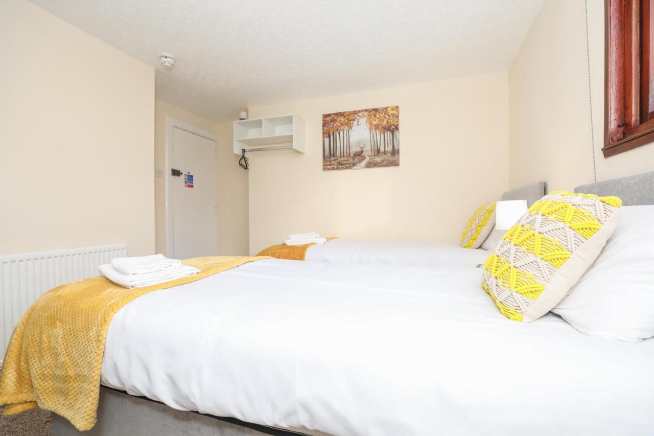 Casa de hóspedes Mystayinn - Five Star Amenities - Free Parking - Central - Complimentary Snacks