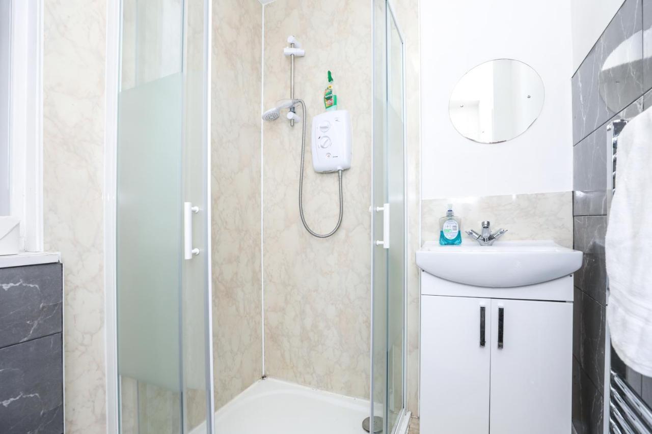 Mystayinn - Five Star Amenities - Free Parking - Central - Complimentary Snacks Inverness