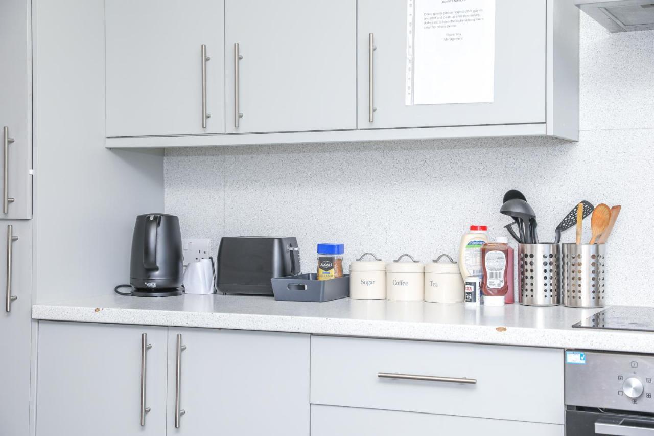 Mystayinn - Five Star Amenities - Free Parking - Central - Complimentary Snacks Casa de hóspedes