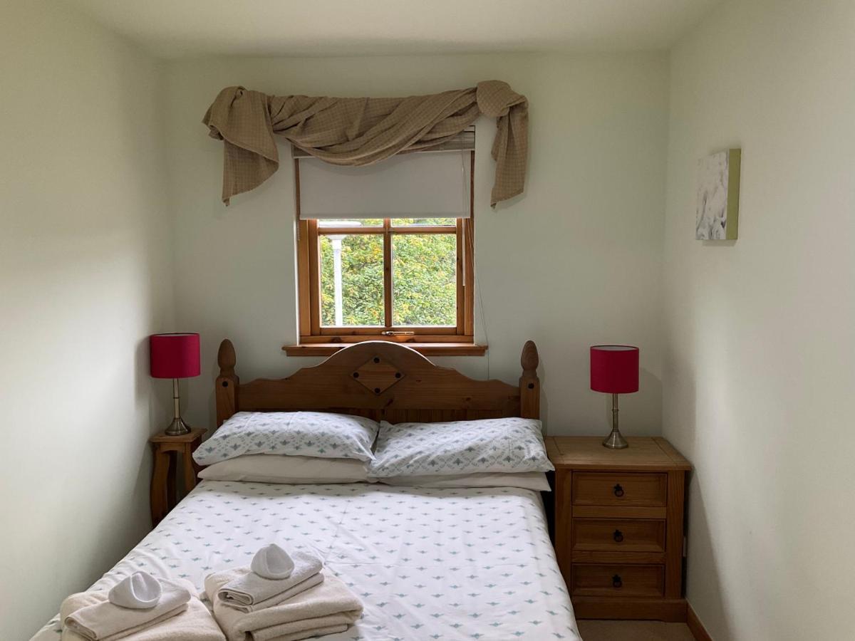 Two Bedroom Glen View Free Parking Apartment