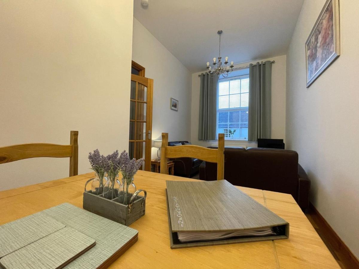Apartment Old Edinburgh Court By Interhome *