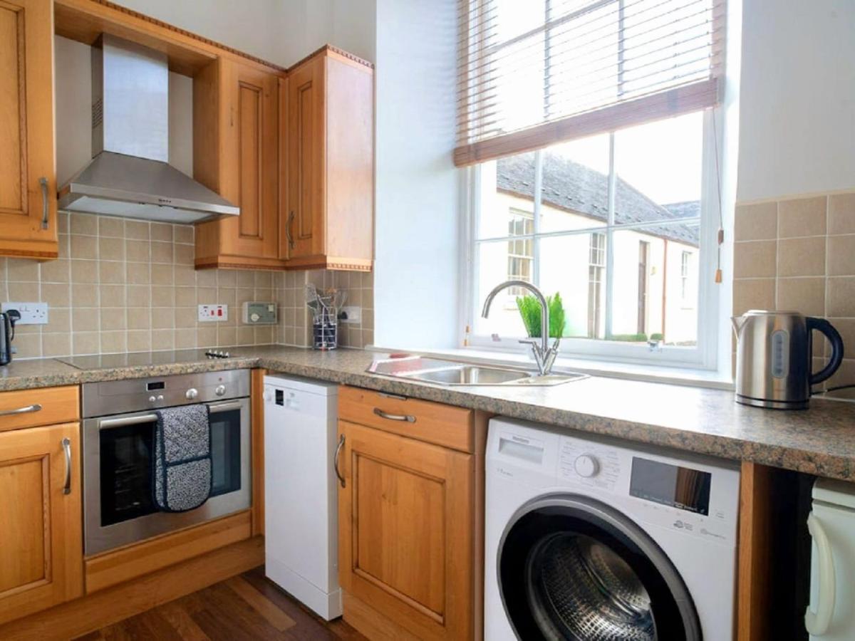 Old Edinburgh Court By Interhome