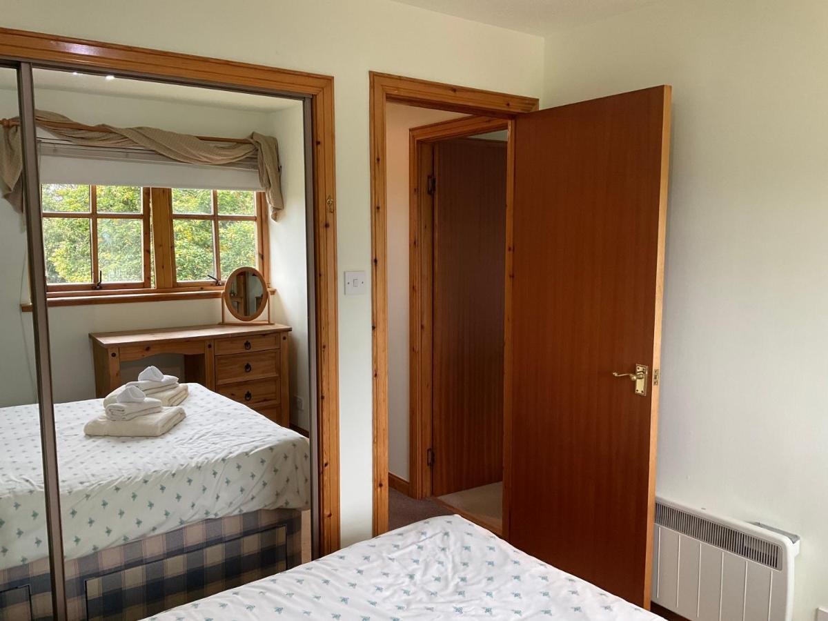 Apartment Two Bedroom Glen View Free Parking *
