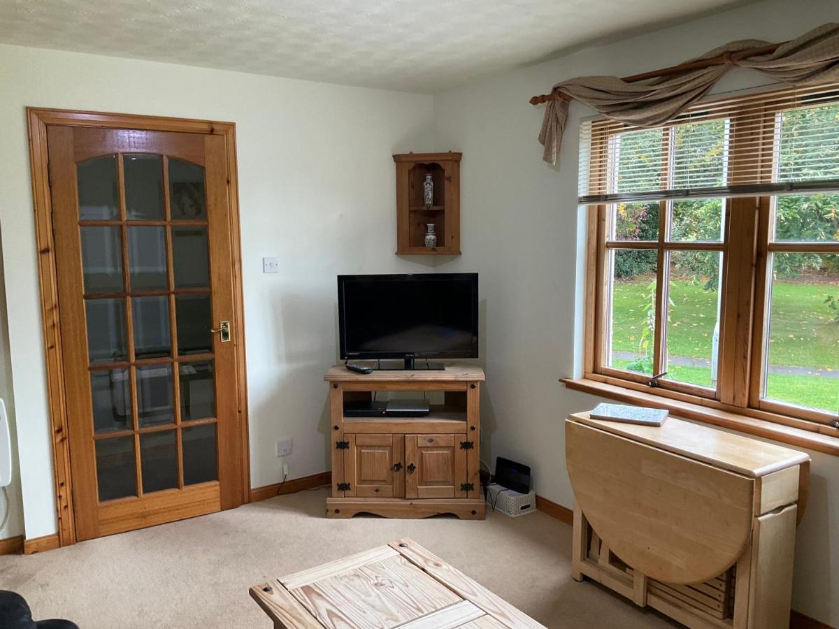 Apartment Two Bedroom Glen View Free Parking Inverness