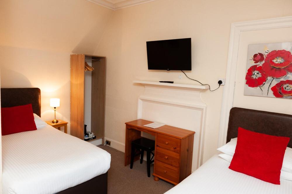 Guest house Alban And Abbey House 3*