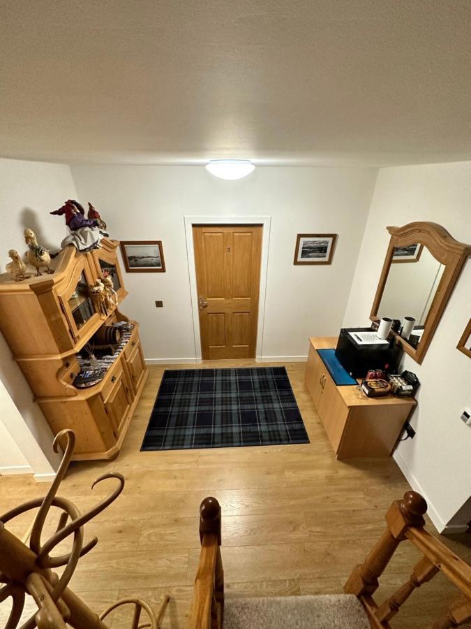 Doura Inverness