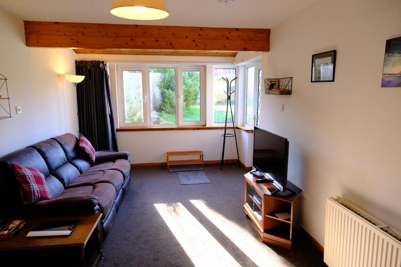 Lovely 1-bedroom With Free Parking *