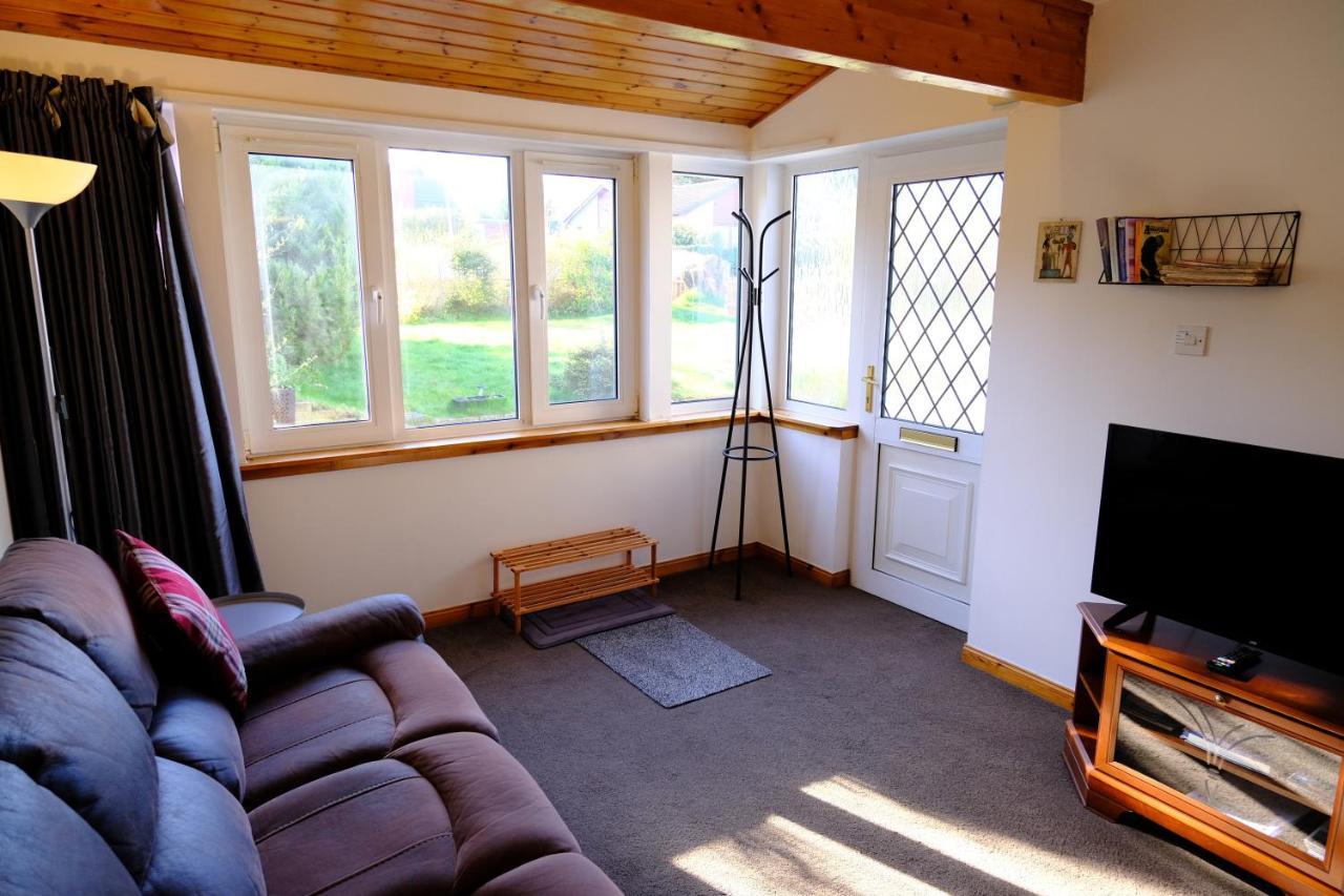 Lovely 1-bedroom With Free Parking