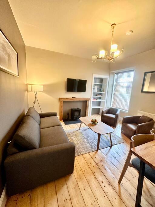 Sweet Home, Apartment Inverness