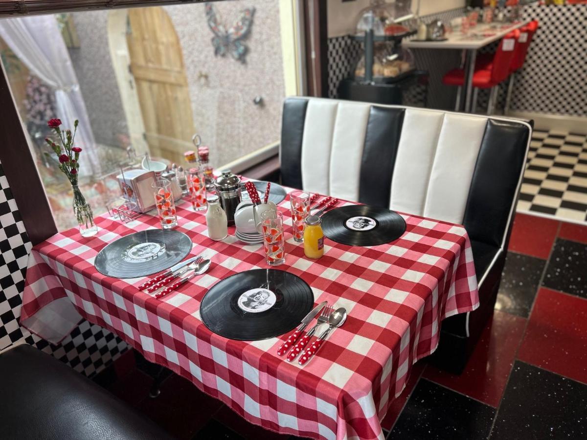 Guest house Gleninver 4*