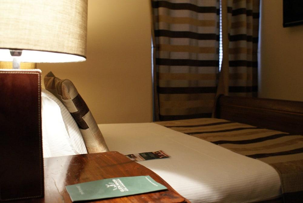 The Glen Mhor Apartment