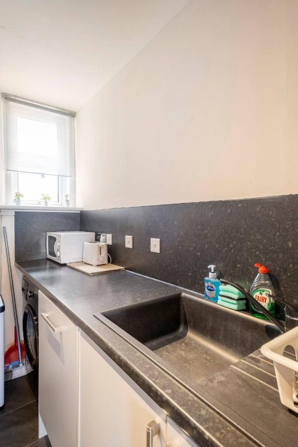 2 Bed Ness - Court *