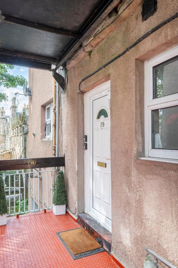 2 Bed Ness - Court *